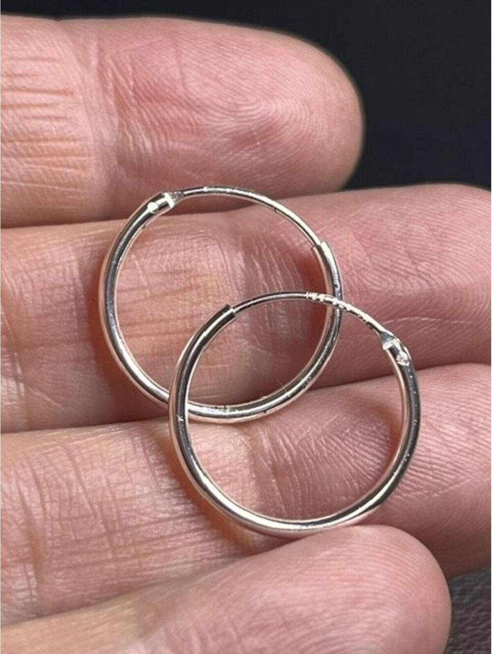 B5446 Sterling Silver IBB Small Hoop Earrings 18mm Classic Minimalist Fine